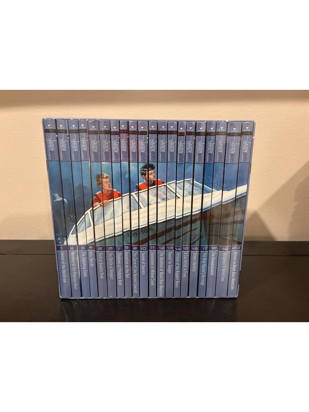 Hardy Boys Adventures 20 Mystery-Filled Books Box Set, Brand New